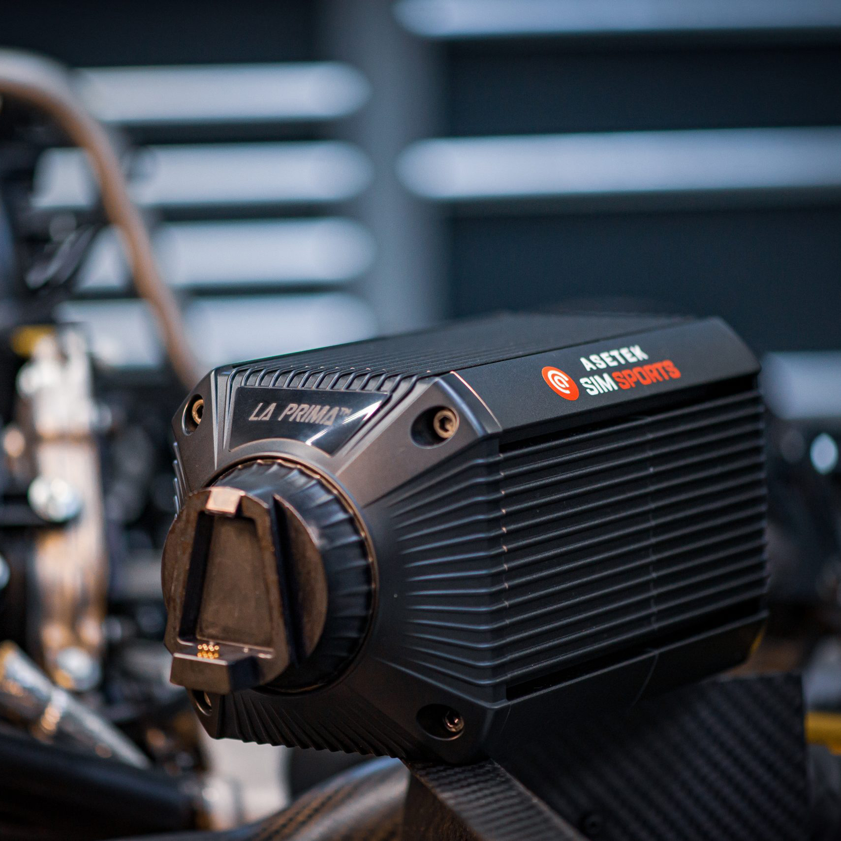 Asetek Simsports La Prima Wheel & Wheelbase bundle - Image 2